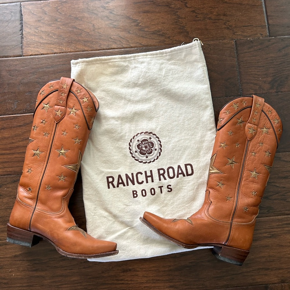 Women’s Ranch Road theater cowboy boot 8.5